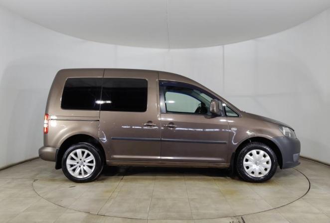 Volkswagen Caddy III Рестайлинг с пробегом 2012 года, цена 1 220 000 рублей, 324372 км, компактвэн, Автокод Объявления