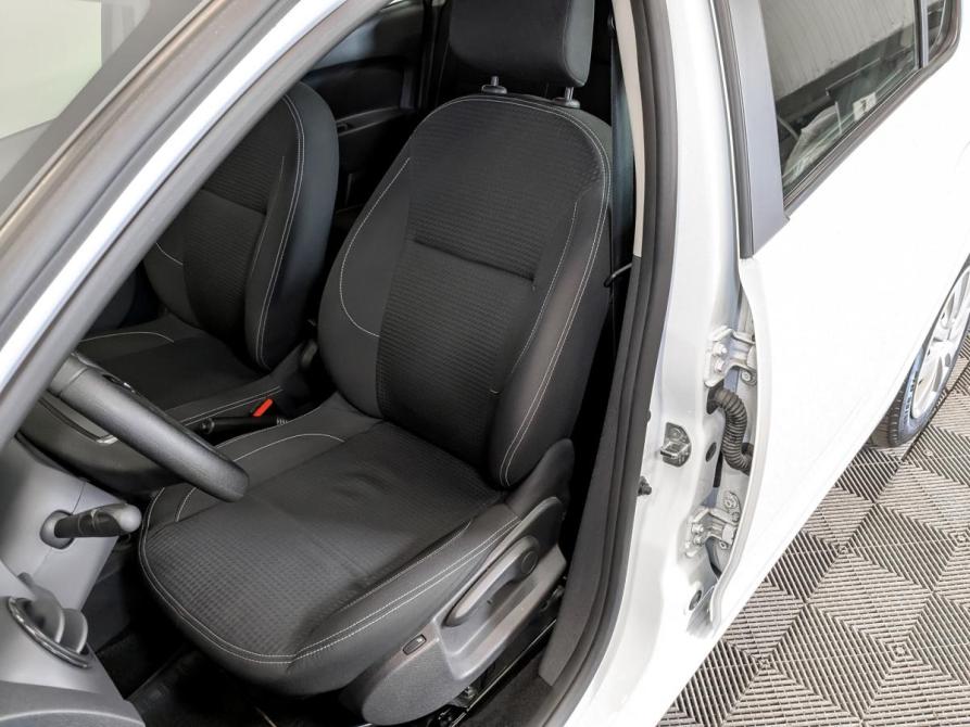 Renault Logan II Рестайлинг Москва  - изображение 19
