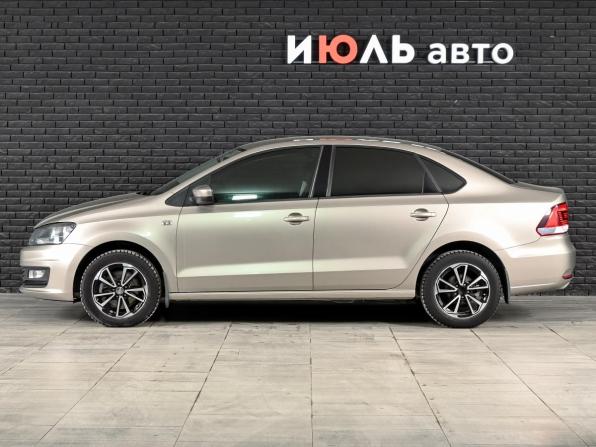 Volkswagen Polo V Рестайлинг с пробегом 2016 года, цена 1 160 000 рублей, 137518 км, седан, Автокод Объявления