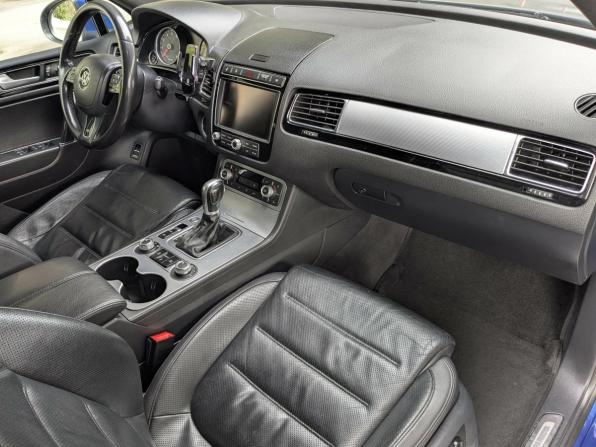 Volkswagen Touareg II Рестайлинг с пробегом 2016 года, цена 2 880 000 рублей, 253000 км, внедорожник, Автокод Объявления
