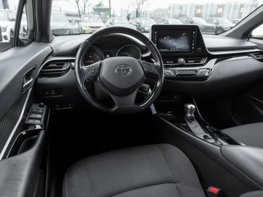 Toyota C-HR I Москва  - изображение 7