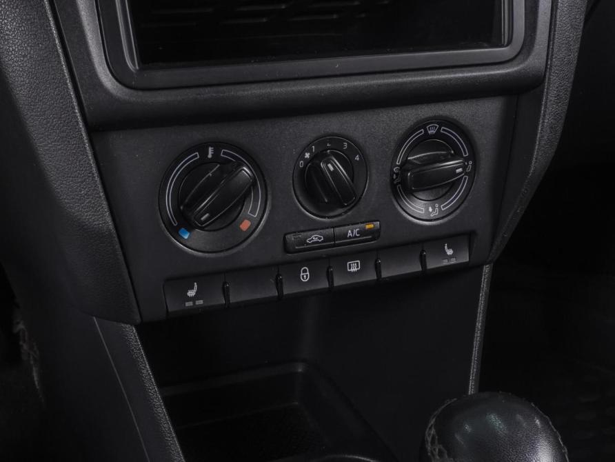 Skoda Rapid I Ростов-на-Дону  - изображение 12