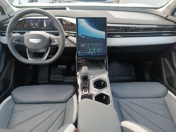 Новый Geely Atlas II 2025 года, цена 3 970 990 рублей, внедорожник, Автокод Объявления