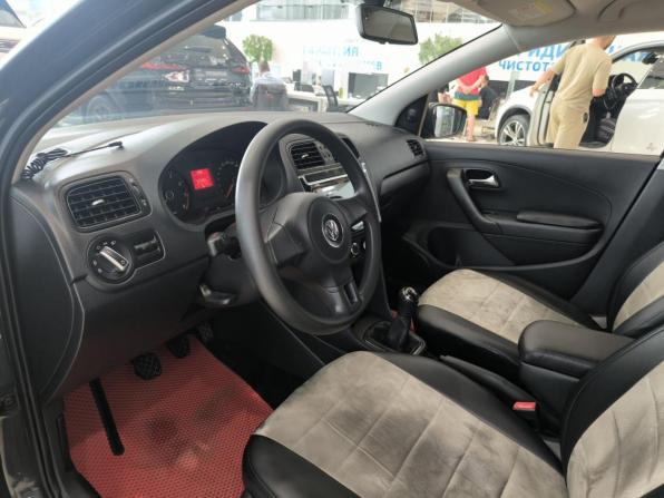 Volkswagen Polo V с пробегом 2013 года, цена 650 000 рублей, 227451 км, седан, Автокод Объявления