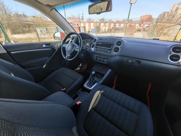 Volkswagen Tiguan I Рестайлинг с пробегом 2011 года, цена 879 000 рублей, 318668 км, внедорожник, Автокод Объявления