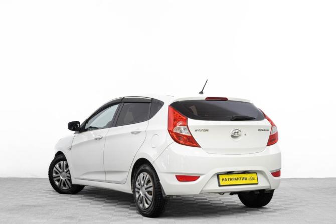 Hyundai Solaris I с пробегом 2011 года, цена 799 000 рублей, 195000 км, хэтчбек, Автокод Объявления