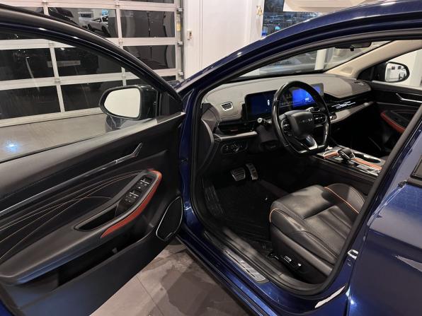 Omoda S5 GT с пробегом 2023 года, цена 1 915 000 рублей, 55473 км, седан, Автокод Объявления