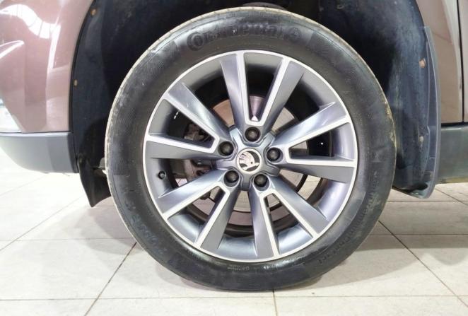 Skoda Yeti I Рестайлинг с пробегом 2017 года, цена 1 860 000 рублей, 66460 км, внедорожник, Автокод Объявления