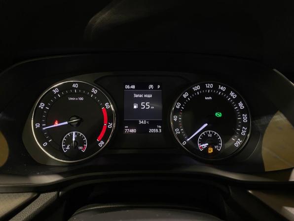 Skoda Octavia IV (A8) с пробегом 2021 года, цена 2 449 000 рублей, 77480 км, лифтбек, Автокод Объявления