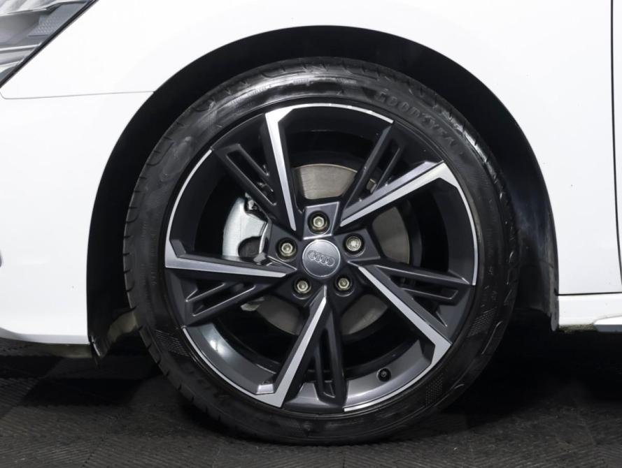 Audi A3 IV (8Y) Москва  - изображение 21