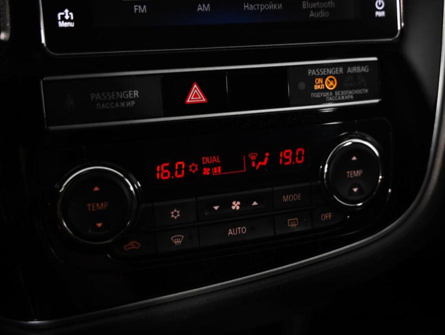 Mitsubishi Outlander III Рестайлинг 3 Санкт-Петербург  - изображение 16