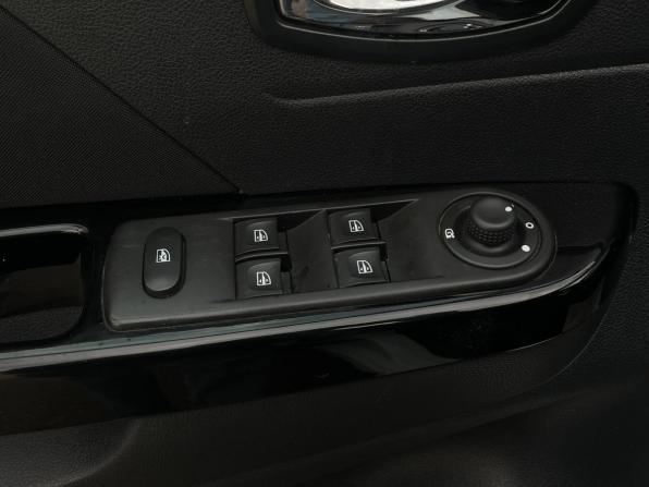Renault Kaptur I с пробегом 2017 года, цена 1 500 000 рублей, 163475 км, внедорожник, Автокод Объявления