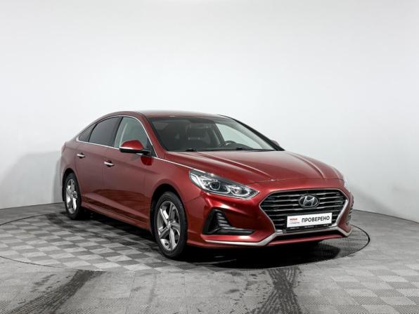 Hyundai Sonata VII (LF) Рестайлинг с пробегом 2018 года, цена 1 470 000 рублей, 183000 км, седан, Автокод Объявления