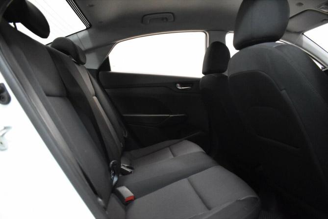Hyundai Solaris II с пробегом 2018 года, цена 1 310 000 рублей, 130054 км, седан, Автокод Объявления