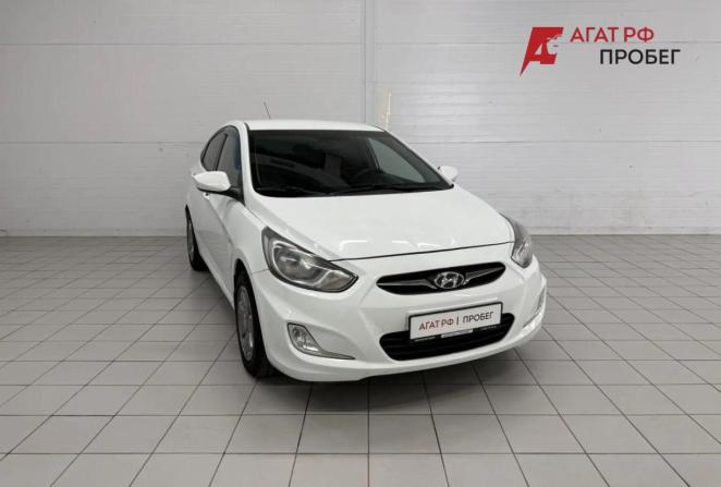 Hyundai Solaris I с пробегом 2011 года, цена 735 000 рублей, 181253 км, седан, Автокод Объявления