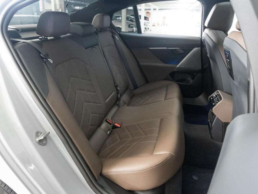 BMW 5 серии VIII (G60/G61/G68) Ставрополь  - изображение 7