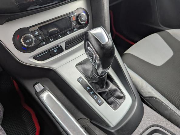Ford Focus III с пробегом 2012 года, цена 787 000 рублей, 80857 км, хэтчбек, Автокод Объявления
