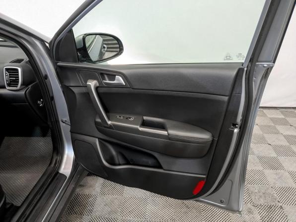 Kia Sportage IV Рестайлинг с пробегом 2019 года, цена 2 100 000 рублей, 109309 км, внедорожник, Автокод Объявления