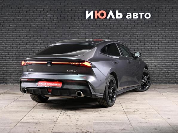 Changan UNI-V I с пробегом 2023 года, цена 2 150 000 рублей, 38742 км, лифтбек, Автокод Объявления