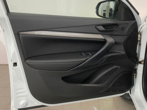 Lada (ВАЗ) Vesta I Рестайлинг (NG) с пробегом 2024 года, цена 1 010 000 рублей, 97647 км, седан, Автокод Объявления