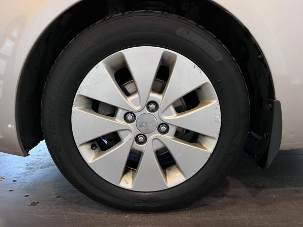 Kia Rio III с пробегом 2013 года, цена 890 000 рублей, 167309 км, хэтчбек, Автокод Объявления