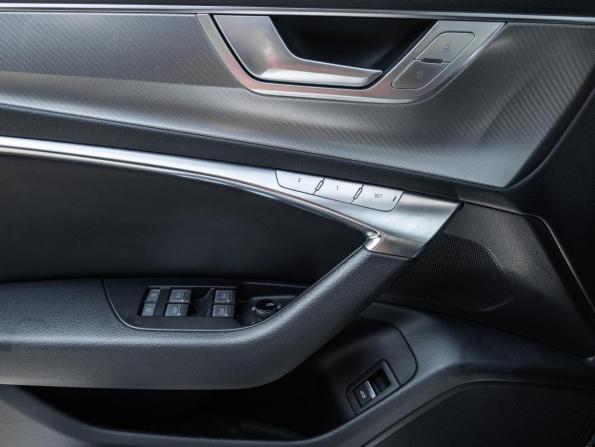 Audi A6 V (C8) с пробегом 2020 года, цена 3 217 500 рублей, 163118 км, седан, Автокод Объявления