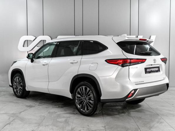 Toyota Highlander IV (XU70) с пробегом 2026 года, цена 5 999 000 рублей, 48 км, внедорожник, Автокод Объявления