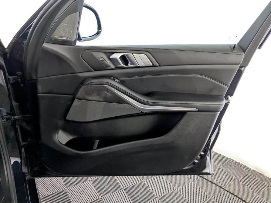 BMW X7 I (G07) Москва  - изображение 30