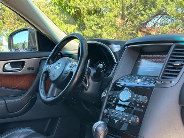 Infiniti QX70 с пробегом 2014 года, цена 2 295 000 рублей, 167450 км, внедорожник, Автокод Объявления