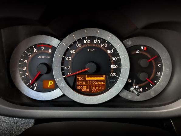 Toyota Ractis II с пробегом 2011 года, цена 1 540 000 рублей, 118930 км, хэтчбек, Автокод Объявления