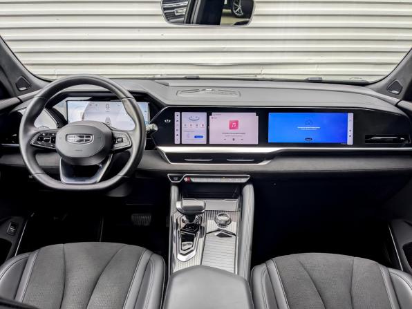 Geely Monjaro I Рестайлинг с пробегом 2024 года, цена 3 395 000 рублей, 49296 км, внедорожник, Автокод Объявления