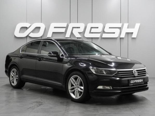 Volkswagen Passat B8 с пробегом 2017 года, цена 1 574 000 рублей, 193730 км, седан, Автокод Объявления