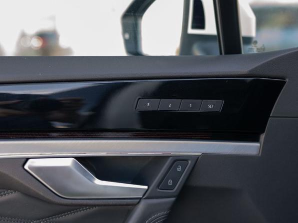 Volkswagen Touareg III с пробегом 2021 года, цена 5 700 000 рублей, 124168 км, внедорожник, Автокод Объявления