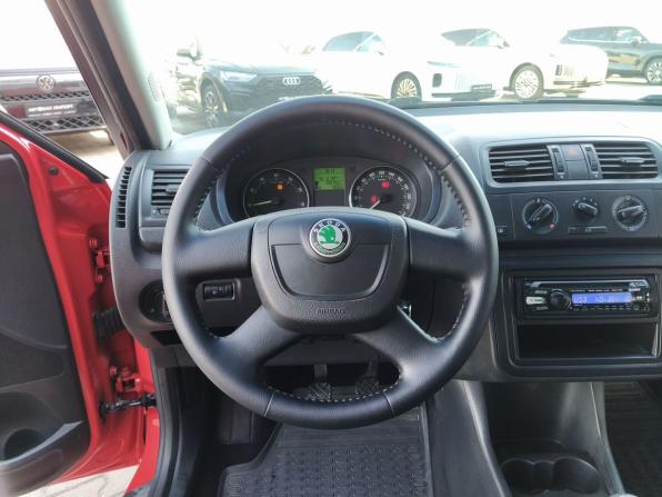 Skoda Fabia II Рестайлинг с пробегом 2010 года, цена 380 000 рублей, 189793 км, хэтчбек, Автокод Объявления