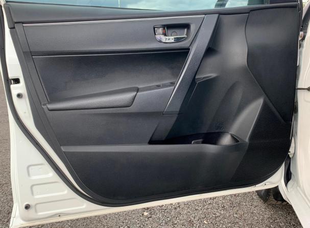 Toyota Corolla XI (E160 E170 E180) с пробегом 2013 года, цена 1 099 900 рублей, 229000 км, седан, Автокод Объявления
