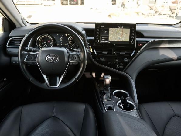 Toyota Camry VIII (XV70) Рестайлинг с пробегом 2021 года, цена 3 437 000 рублей, 54956 км, седан, Автокод Объявления