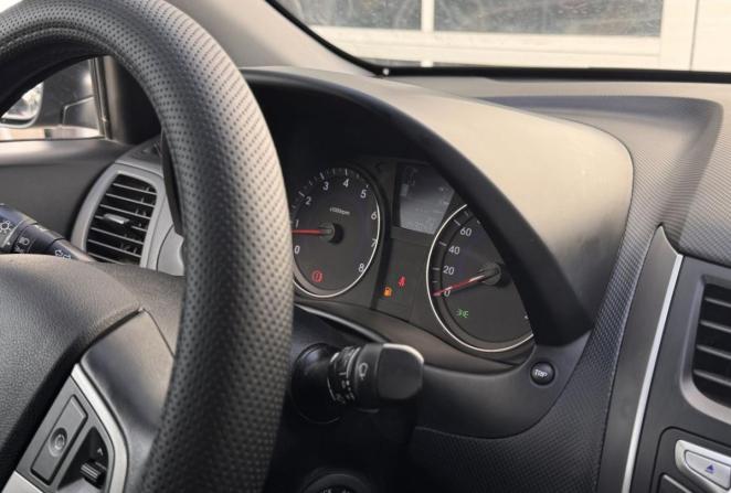 Hyundai Solaris I с пробегом 2014 года, цена 880 000 рублей, 143043 км, седан, Автокод Объявления