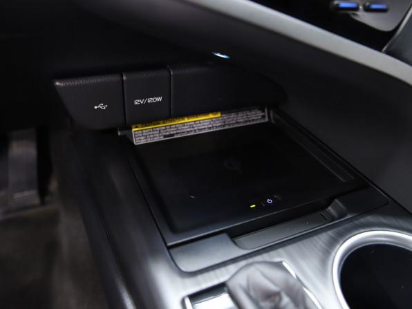 Toyota Camry VIII (XV70) Рестайлинг с пробегом 2021 года, цена 3 250 000 рублей, 155267 км, седан, Автокод Объявления