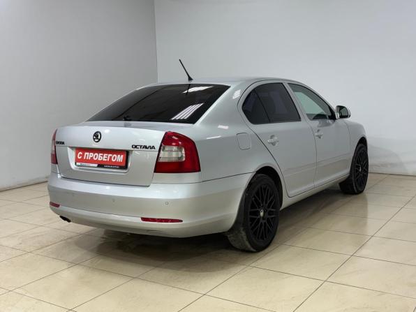 Skoda Octavia II (A5) Рестайлинг с пробегом 2011 года, цена 745 000 рублей, 255197 км, лифтбек, Автокод Объявления