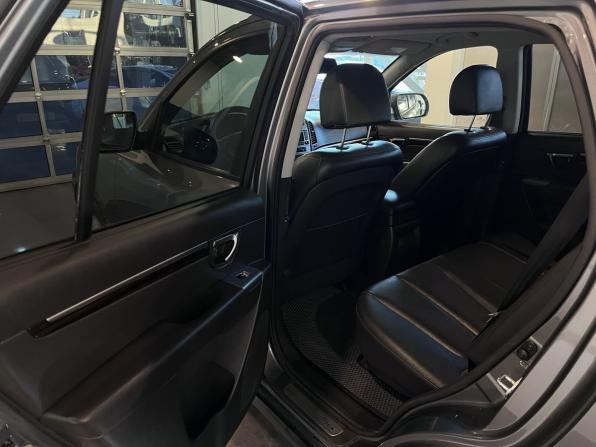 Hyundai Santa Fe II Рестайлинг с пробегом 2012 года, цена 1 240 000 рублей, 220292 км, внедорожник, Автокод Объявления
