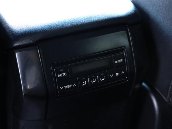 Toyota Land Cruiser Prado 150 Series Рестайлинг 3 с пробегом 2022 года, цена 5 680 000 рублей, 46351 км, внедорожник, Автокод Объявления