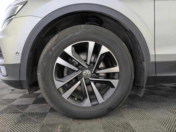 Volkswagen Tiguan II с пробегом 2019 года, цена 2 500 000 рублей, 39283 км, внедорожник, Автокод Объявления