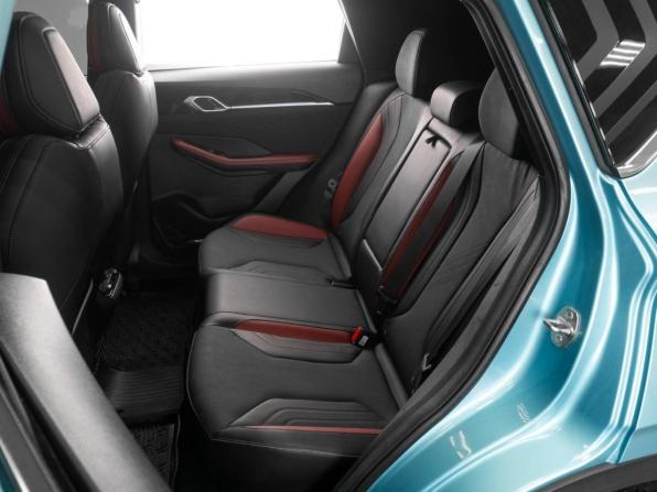 Geely Coolray I Рестайлинг с пробегом 2023 года, цена 2 055 000 рублей, 45790 км, внедорожник, Автокод Объявления