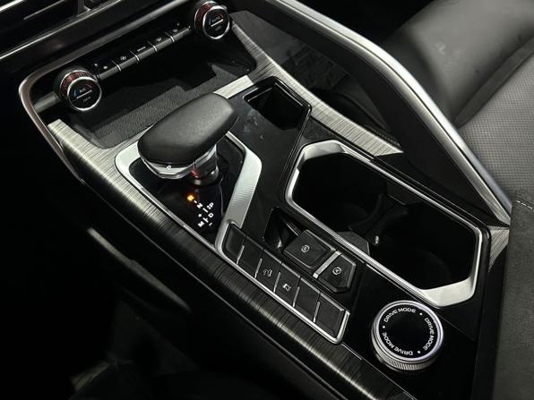 Geely Tugella I Рестайлинг с пробегом 2023 года, цена 2 590 000 рублей, 48791 км, внедорожник, Автокод Объявления