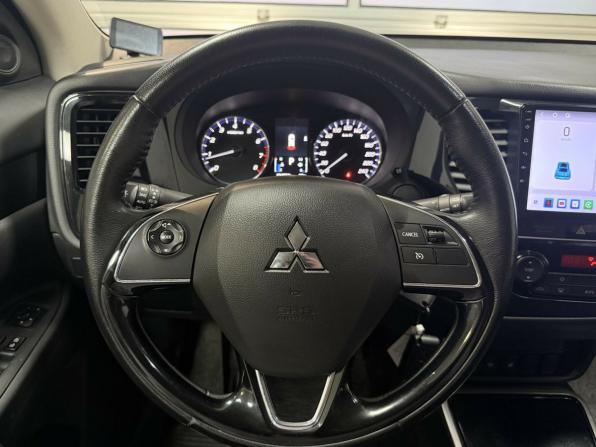 Mitsubishi Outlander III Рестайлинг 3 с пробегом 2019 года, цена 1 898 000 рублей, 124552 км, внедорожник, Автокод Объявления