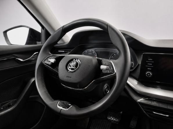 Skoda Octavia IV (A8) с пробегом 2020 года, цена 1 539 000 рублей, 229113 км, лифтбек, Автокод Объявления