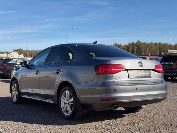 Volkswagen Jetta VI Рестайлинг с пробегом 2017 года, цена 950 000 рублей, 223000 км, седан, Автокод Объявления