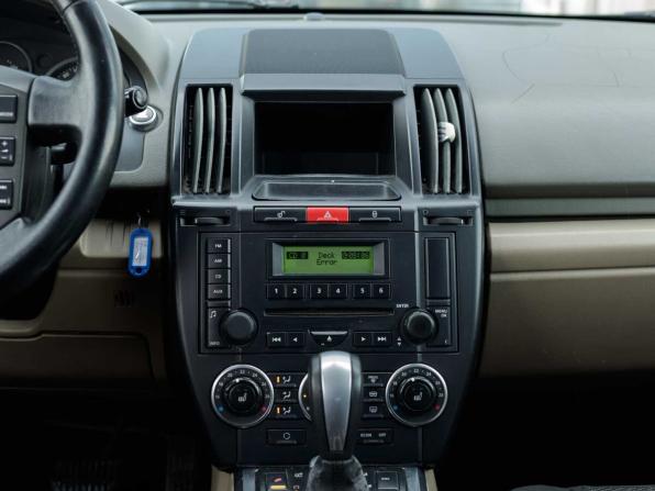 Land Rover Freelander II с пробегом 2009 года, цена 950 000 рублей, 210208 км, внедорожник, Автокод Объявления