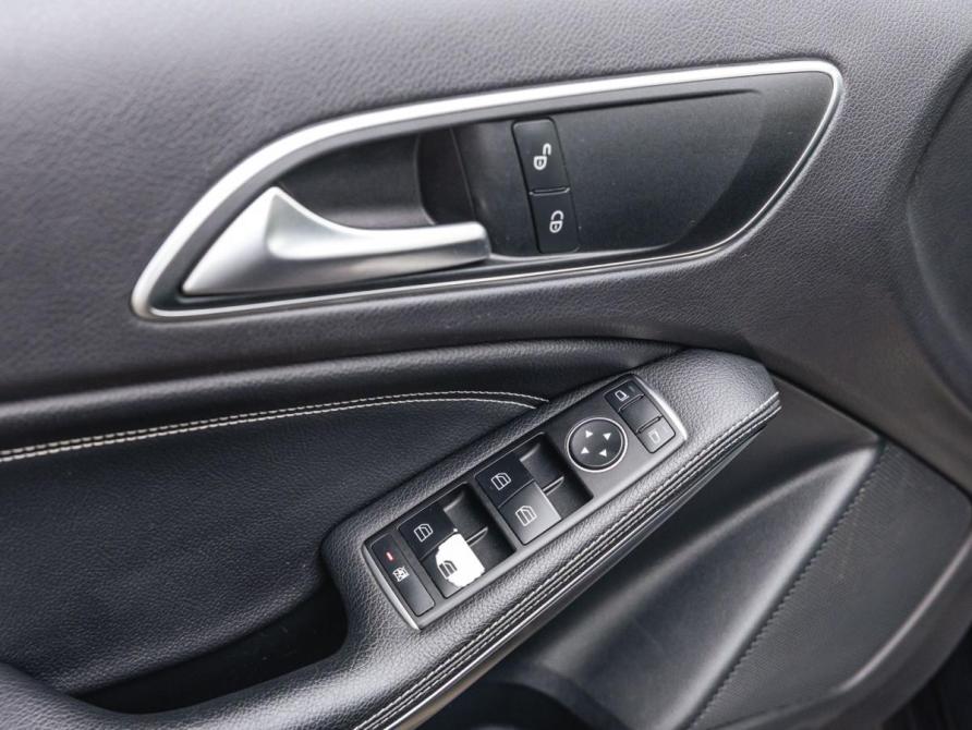 Mercedes-Benz A-Класс III (W176) Рестайлинг Москва  - изображение 7