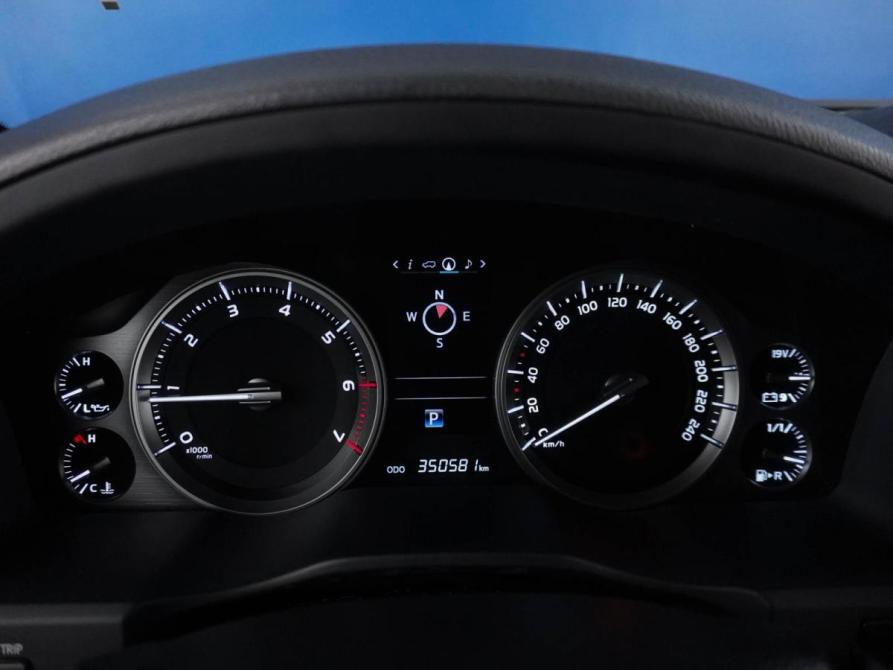 Toyota Land Cruiser 200 Series Рестайлинг 2 Москва  - изображение 24